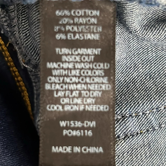 Betabrand Straight Leg 4 Pocket Yoga Denim in Dark Vintage Wash - NWOT - Small - Picture 8 of 8